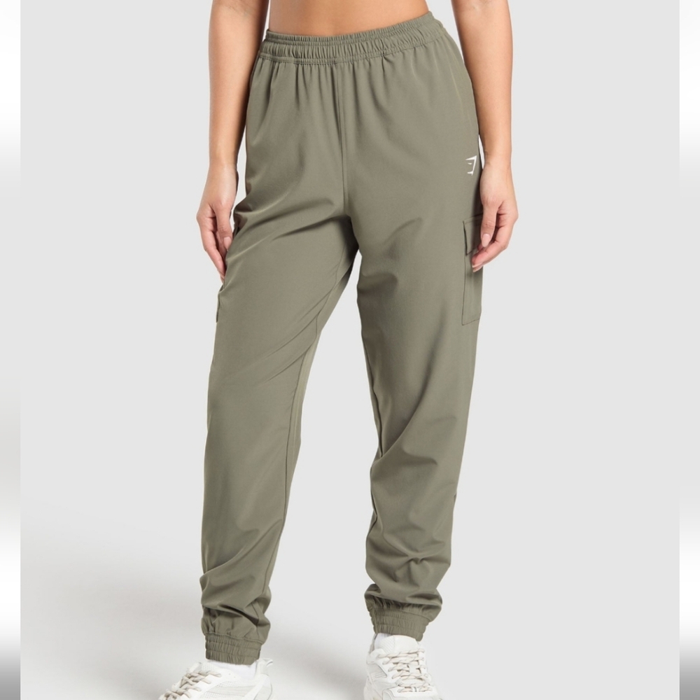 Gymshark Woven Cargo Pants